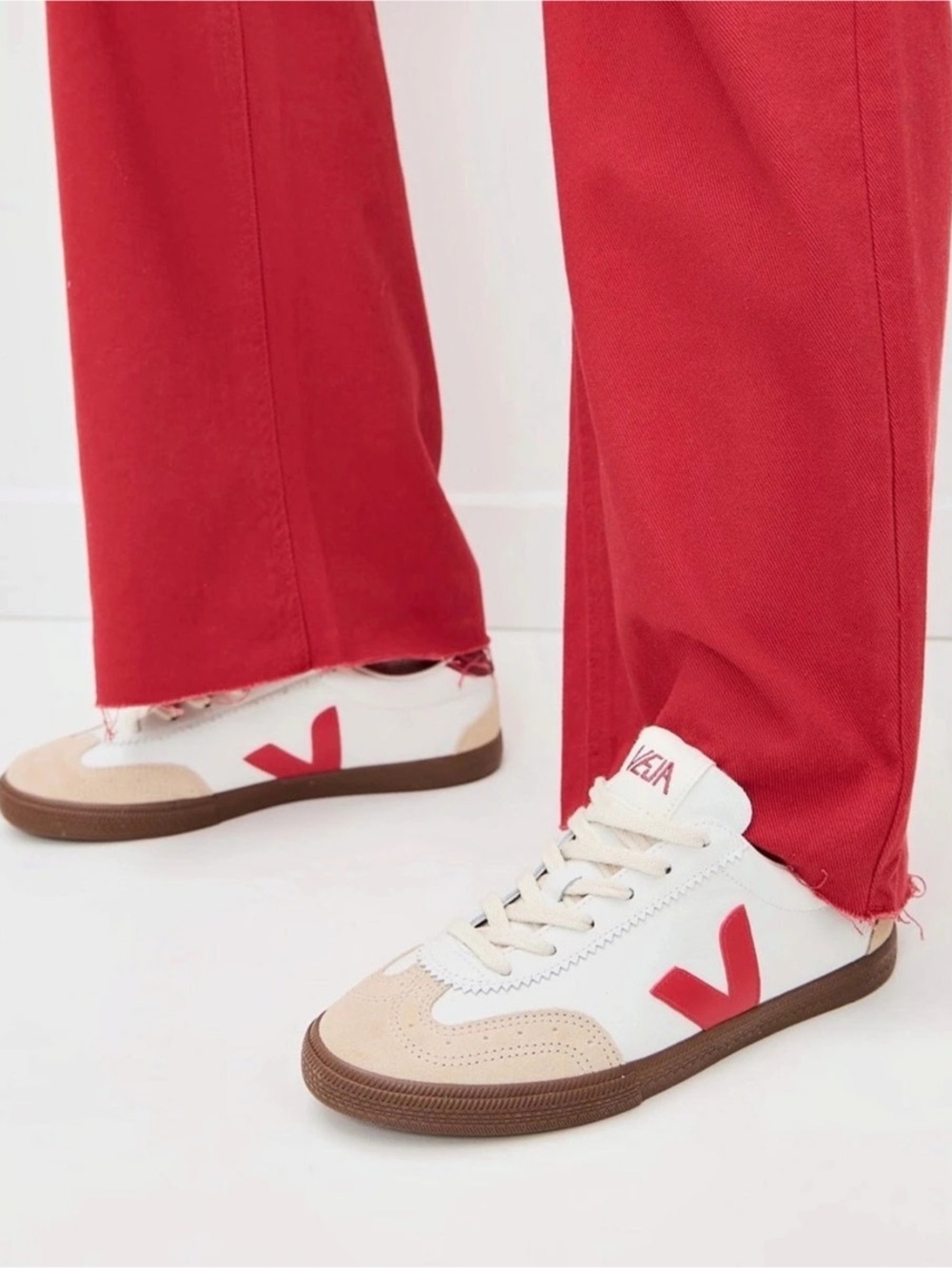 VEJA Volley Sneakers White & Red